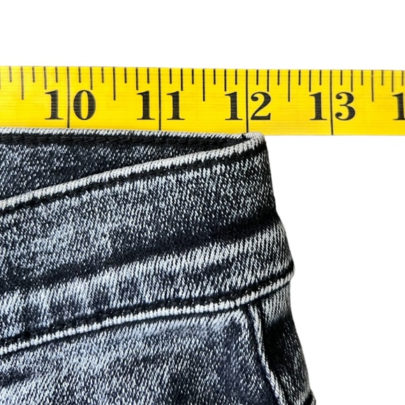 MOTHER Denim The Insider Crop Step Fray Jeans Wash Train Stops Size 24 - Picture 12 of 16